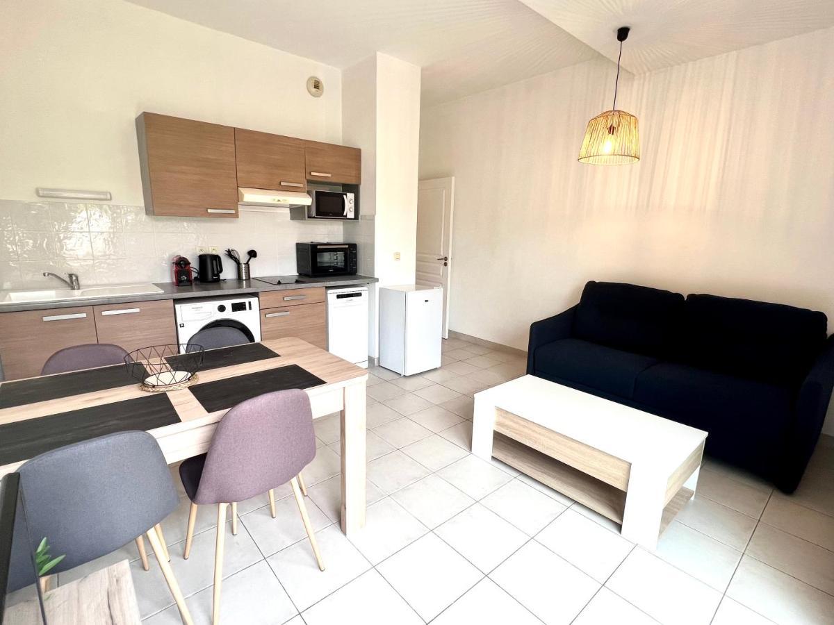 Lrx-0049 - Appartement Avec Exterieur Aytre Exterior photo