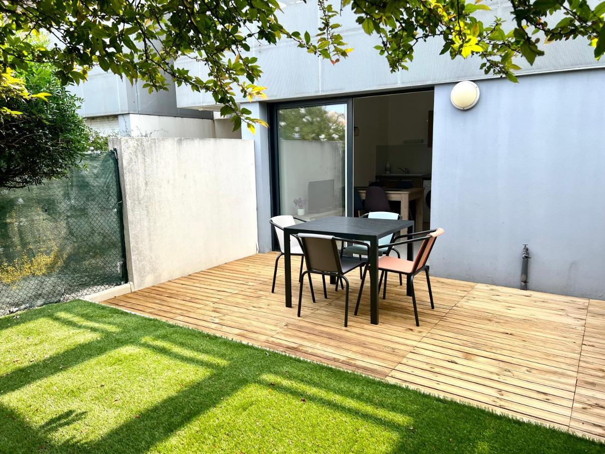 Lrx-0049 - Appartement Avec Exterieur Aytre Exterior photo